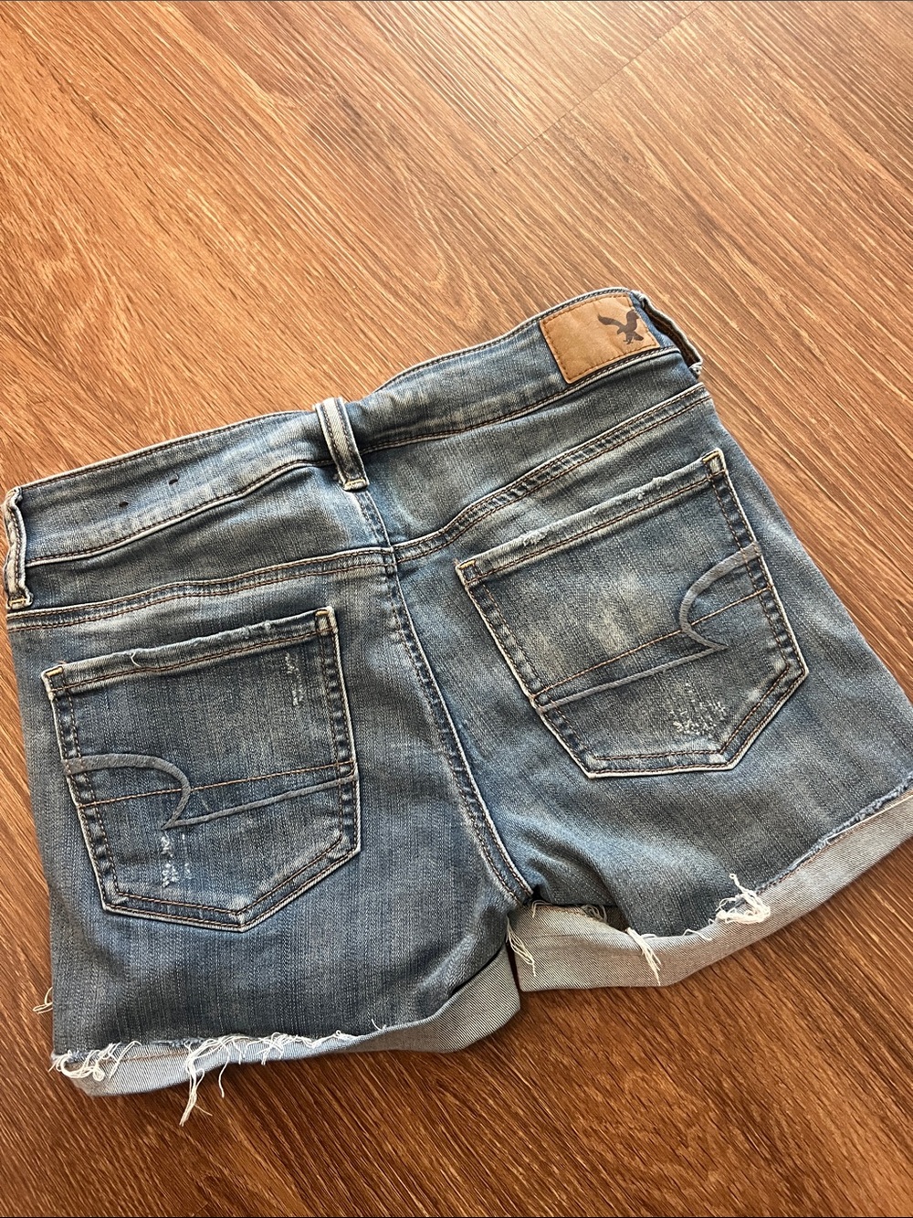 American Eagle Outfitters Distressed Rolled Cuff Denim Shorts - Blue Wash - Picture 2 of 2